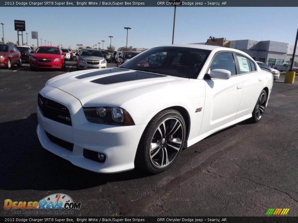 Front 3/4 View of 2013 Dodge Charger SRT8 Super Bee Photo #1
