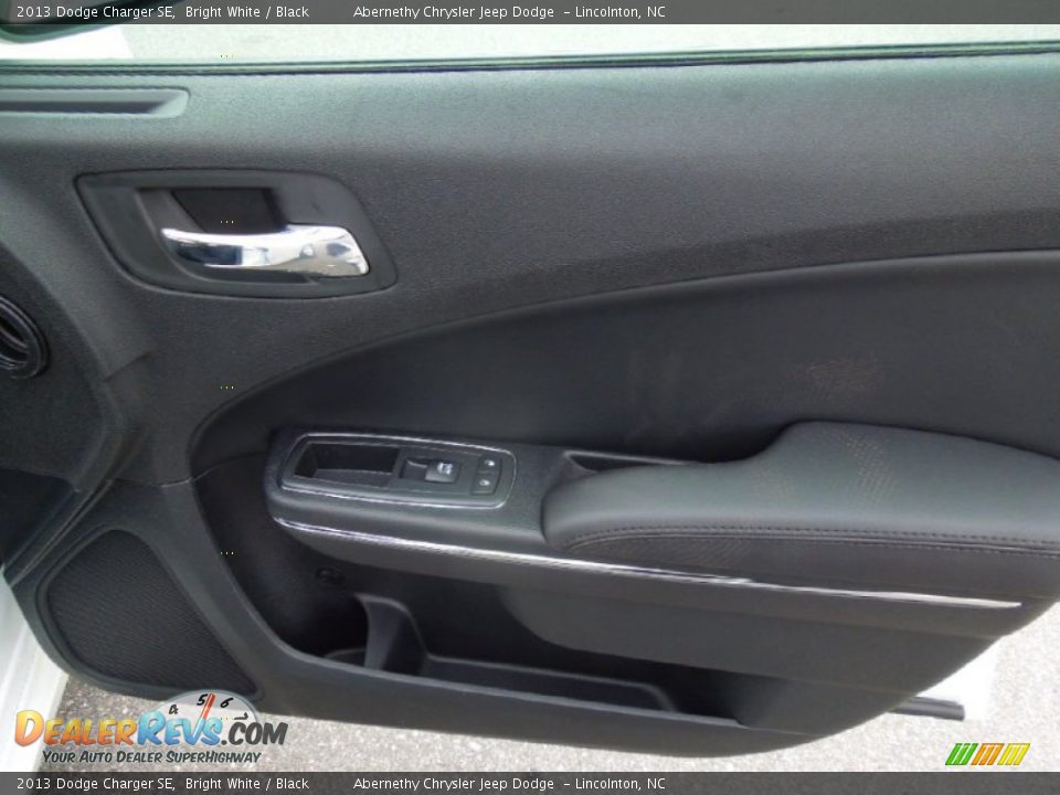 2013 Dodge Charger SE Bright White / Black Photo #24