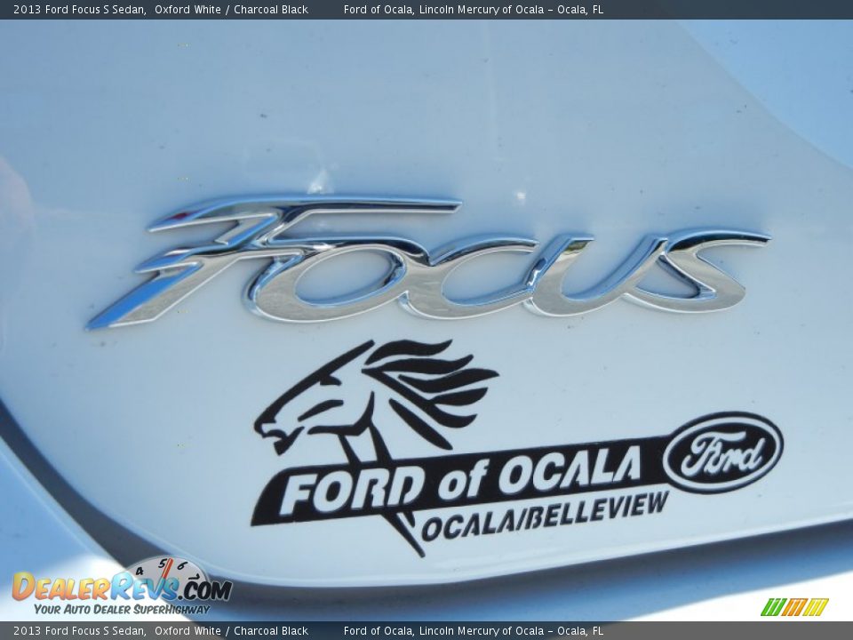 2013 Ford Focus S Sedan Oxford White / Charcoal Black Photo #4