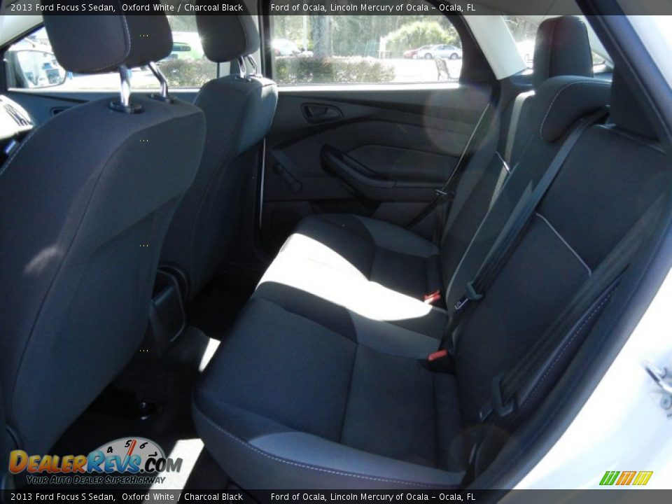 2013 Ford Focus S Sedan Oxford White / Charcoal Black Photo #6