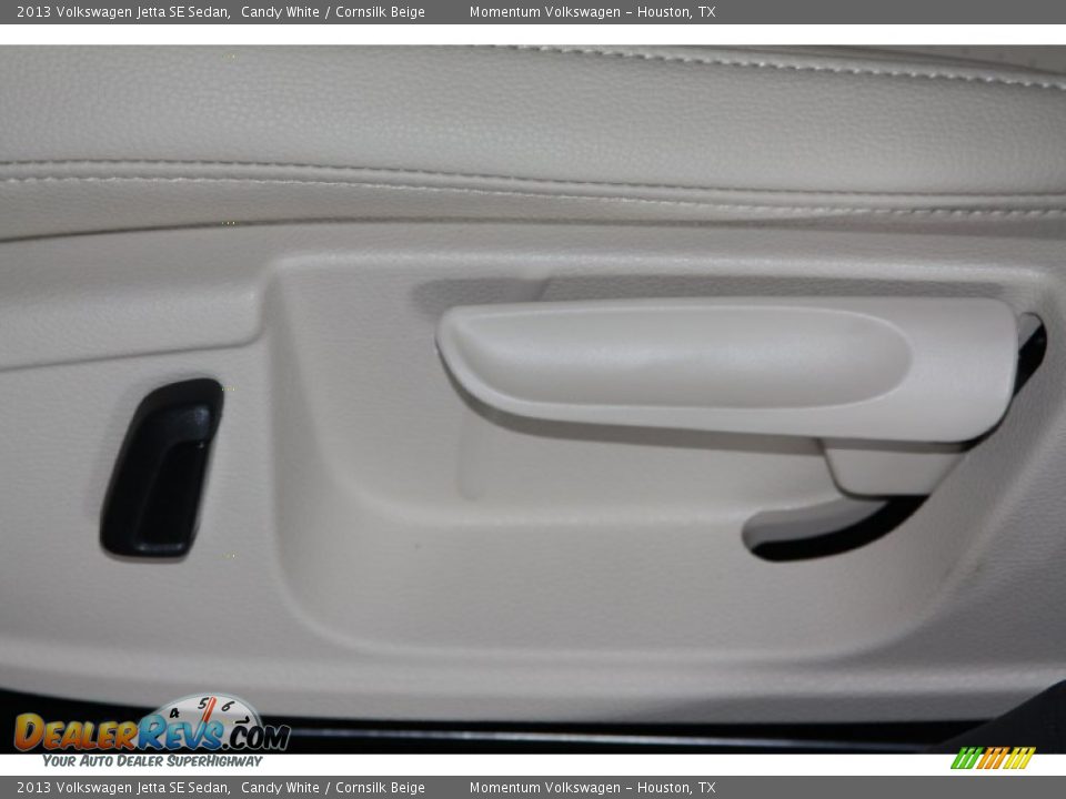 2013 Volkswagen Jetta SE Sedan Candy White / Cornsilk Beige Photo #9