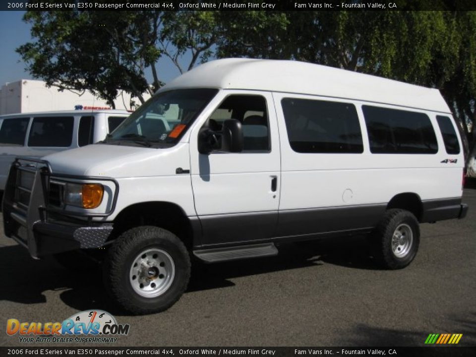 2006 Ford E Series Van E350 Passenger Commercial 4x4 Oxford White / Medium Flint Grey Photo #3