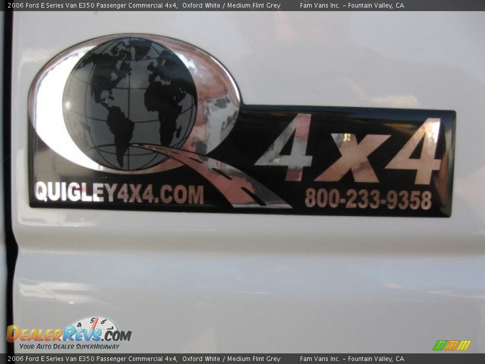 2006 Ford E Series Van E350 Passenger Commercial 4x4 Oxford White / Medium Flint Grey Photo #11