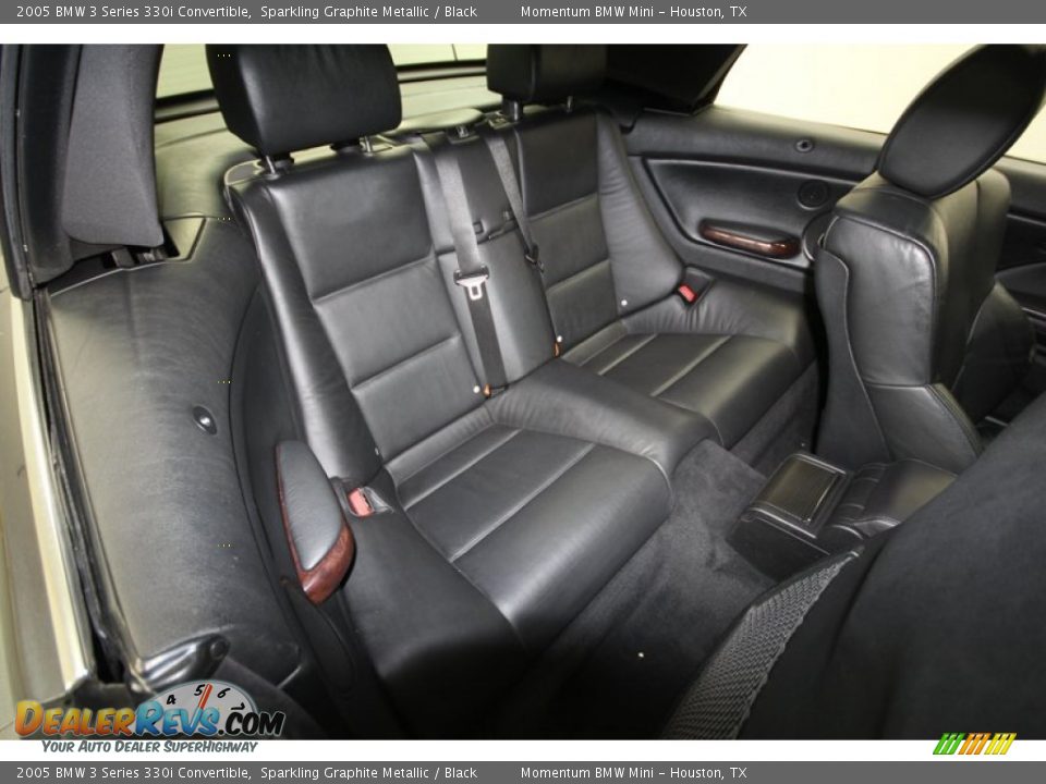 Rear Seat of 2005 BMW 3 Series 330i Convertible Photo #27