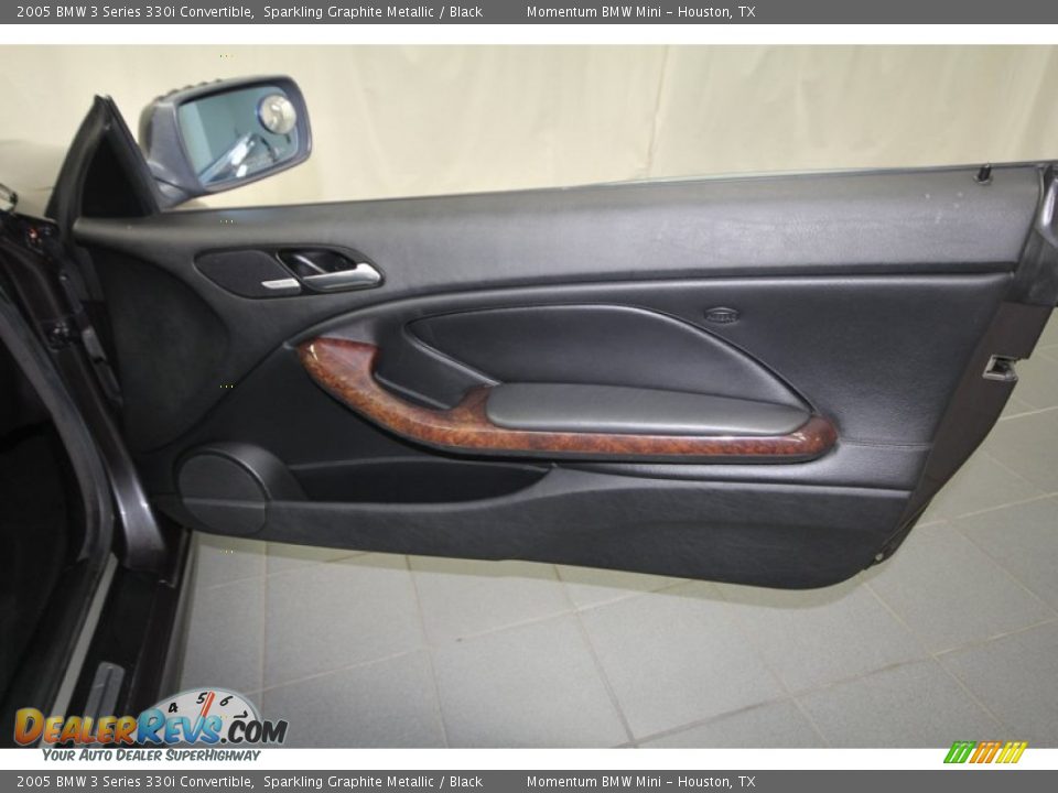 Door Panel of 2005 BMW 3 Series 330i Convertible Photo #30
