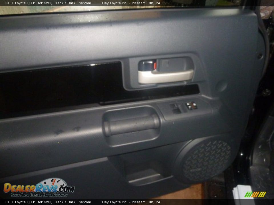 2013 Toyota FJ Cruiser 4WD Black / Dark Charcoal Photo #16