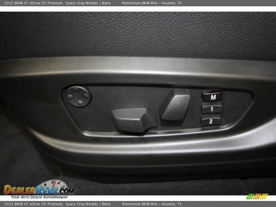 Controls of 2013 BMW X5 xDrive 35i Premium Photo #15