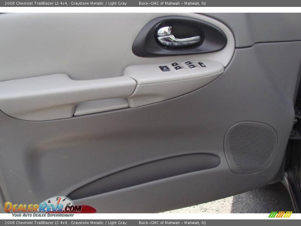 2008 Chevrolet TrailBlazer LS 4x4 Graystone Metallic / Light Gray Photo #11