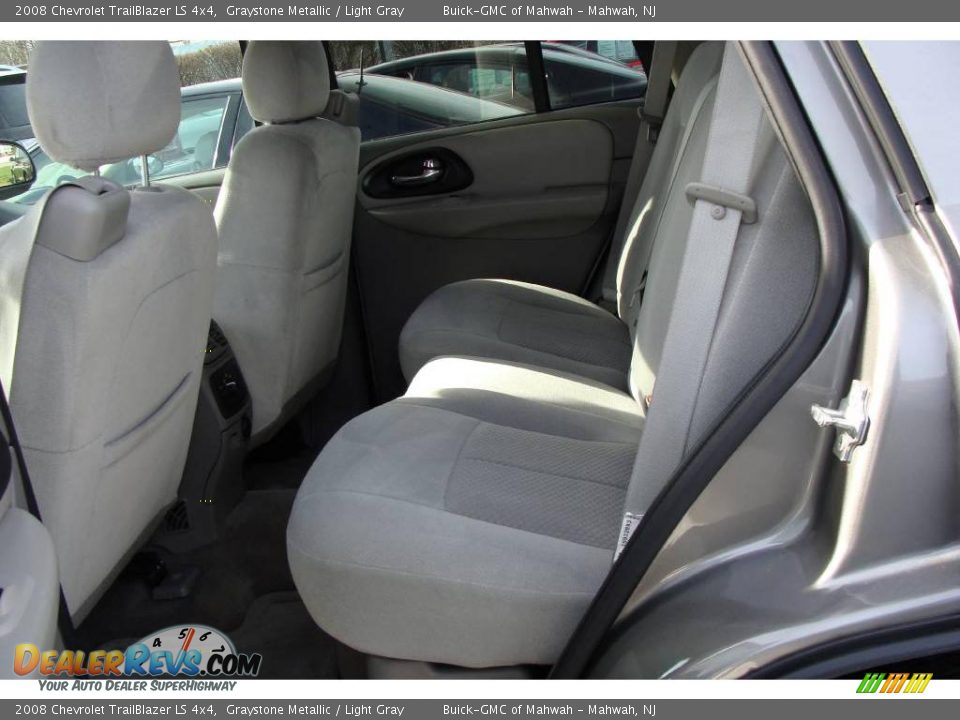 2008 Chevrolet TrailBlazer LS 4x4 Graystone Metallic / Light Gray Photo #16