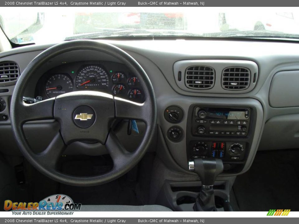 2008 Chevrolet TrailBlazer LS 4x4 Graystone Metallic / Light Gray Photo #17