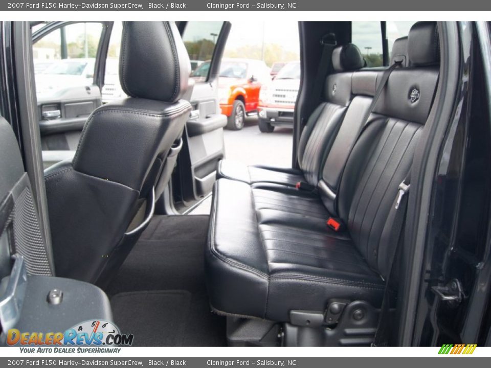 Rear Seat of 2007 Ford F150 Harley-Davidson SuperCrew Photo #12