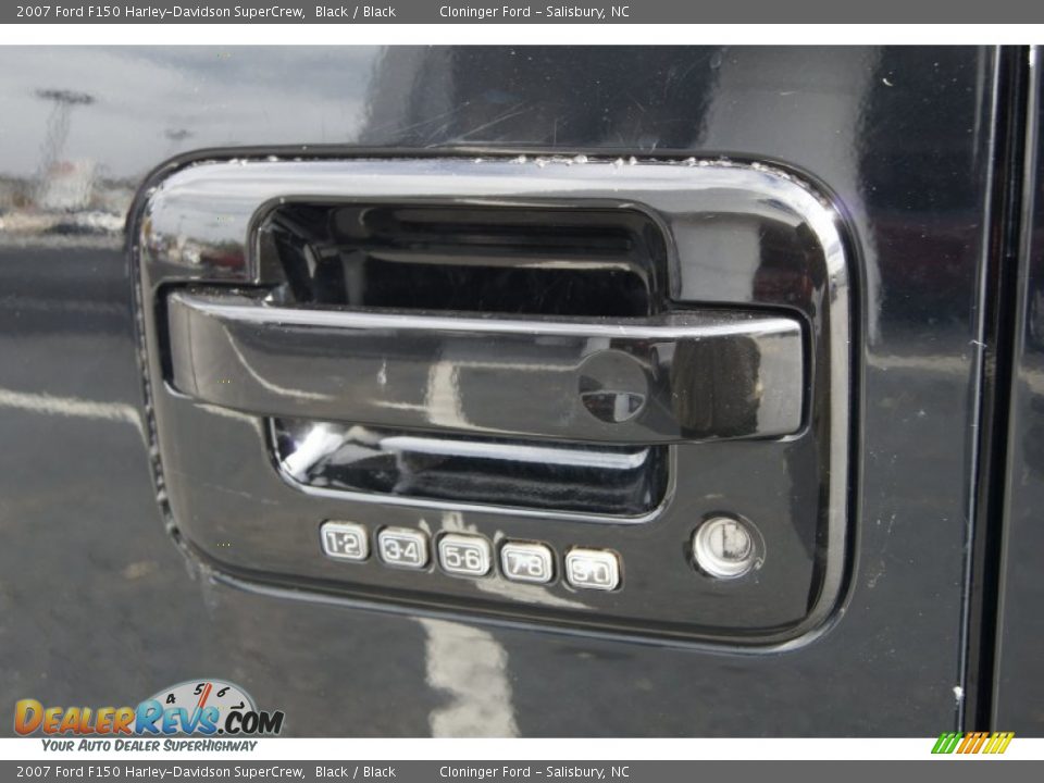 2007 Ford F150 Harley-Davidson SuperCrew Black / Black Photo #25
