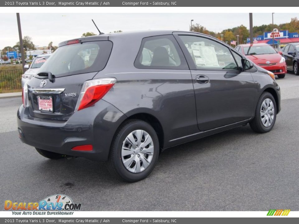 2013 Toyota Yaris L 3 Door Magnetic Gray Metallic / Ash Photo #5