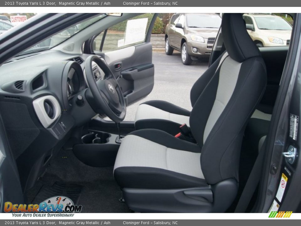 2013 Toyota Yaris L 3 Door Magnetic Gray Metallic / Ash Photo #9