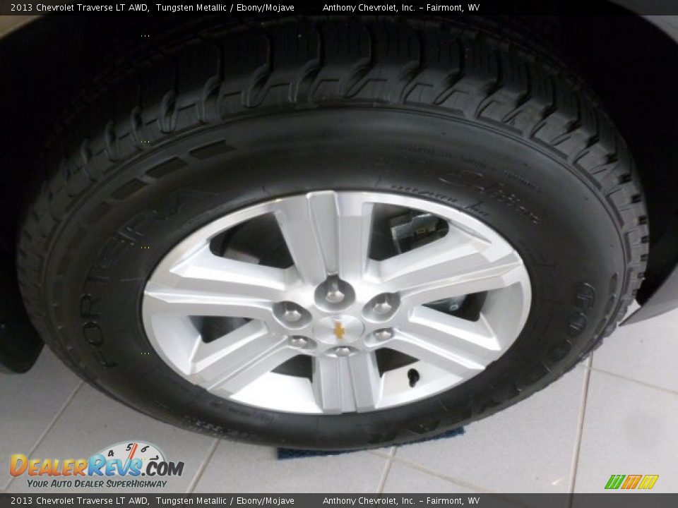 2013 Chevrolet Traverse LT AWD Wheel Photo #8