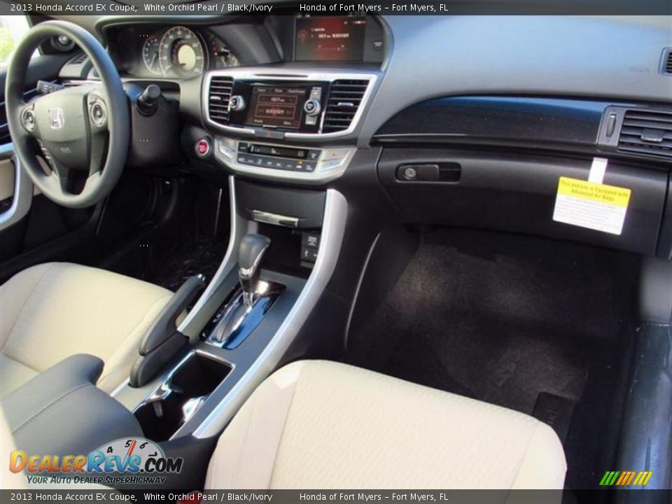 Dashboard of 2013 Honda Accord EX Coupe Photo #4