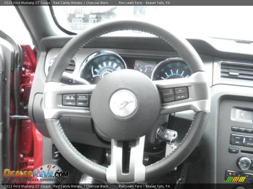 2013 Ford Mustang GT Coupe Steering Wheel Photo #18