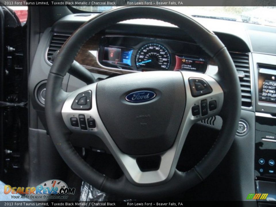 2013 Ford Taurus Limited Tuxedo Black Metallic / Charcoal Black Photo #19