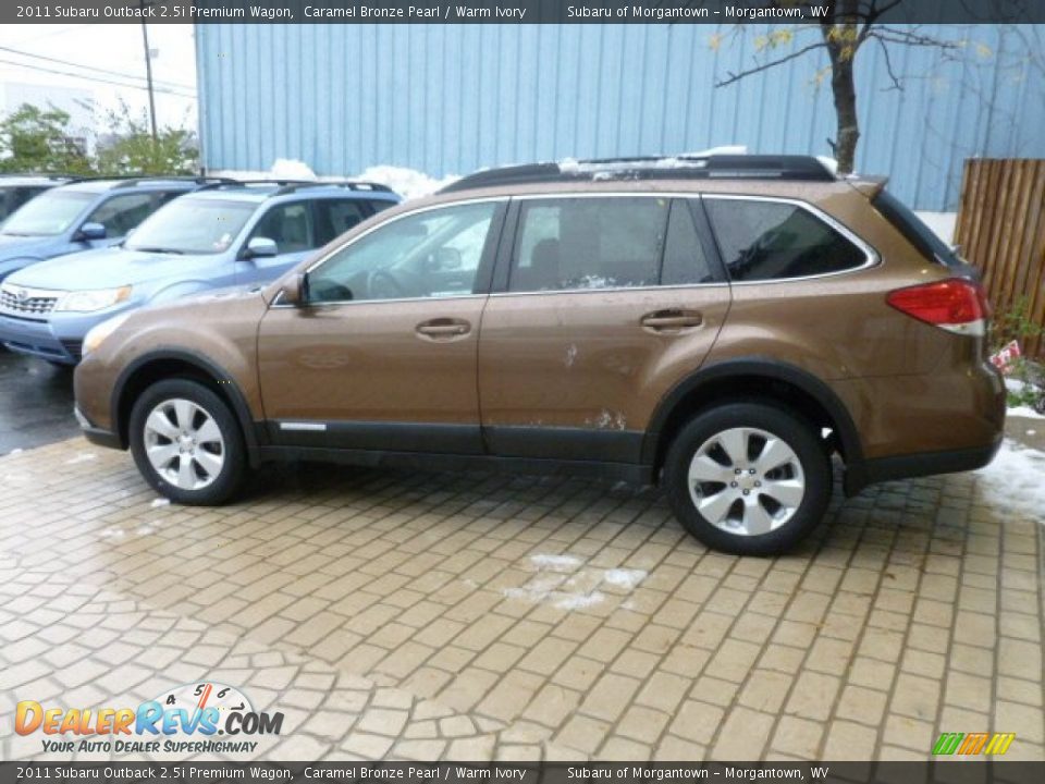 2011 Subaru Outback 2.5i Premium Wagon Caramel Bronze Pearl / Warm Ivory Photo #8