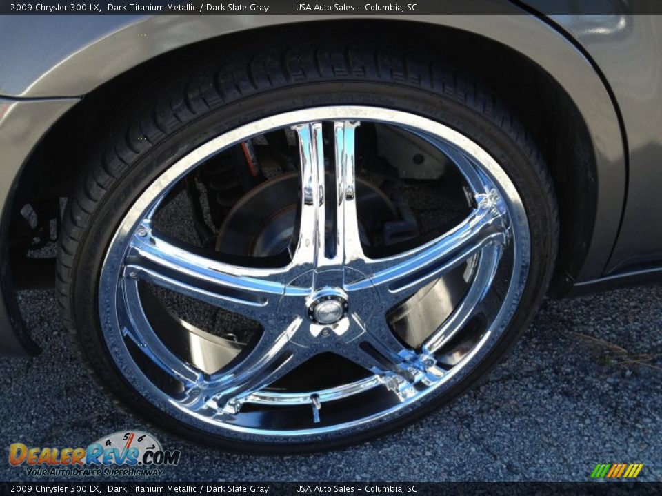 Custom Wheels of 2009 Chrysler 300 LX Photo #17