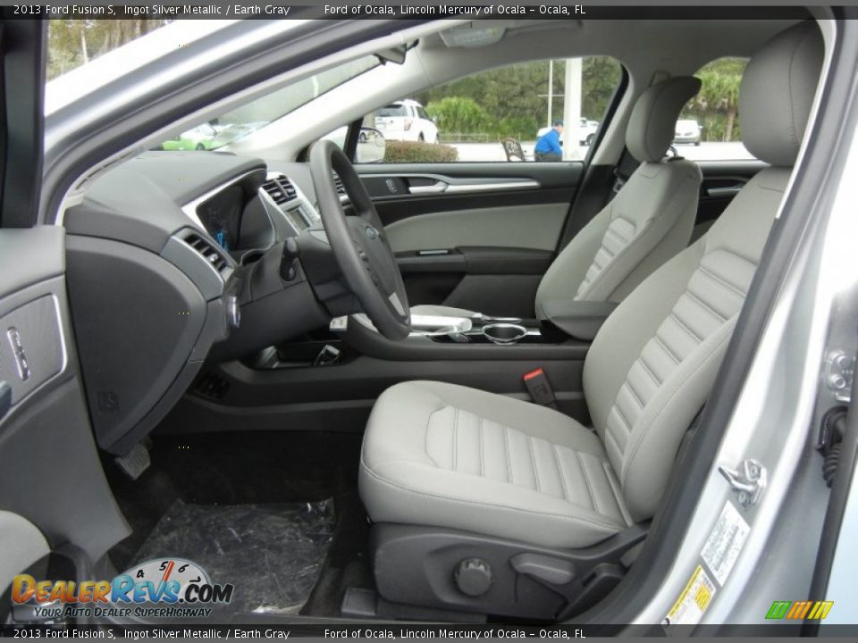 Front Seat of 2013 Ford Fusion S Photo #5
