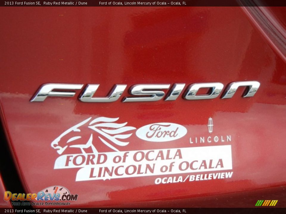 2013 Ford Fusion SE Ruby Red Metallic / Dune Photo #4