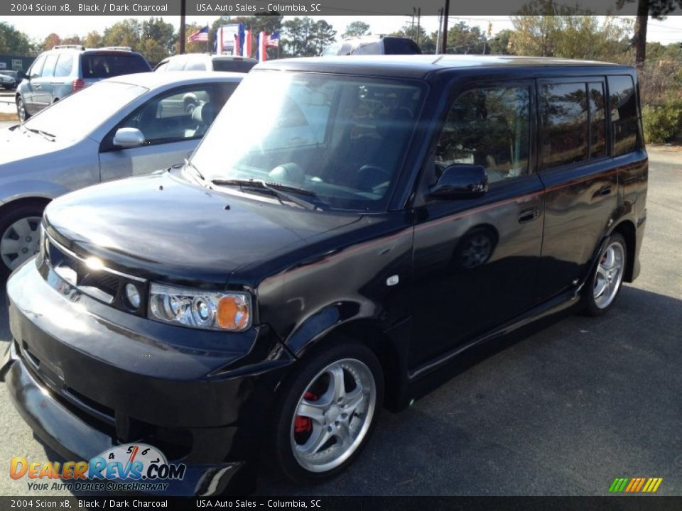 2004 Scion xB Black / Dark Charcoal Photo #2