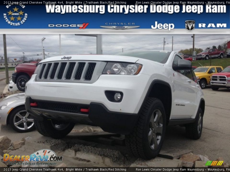 2013 Jeep Grand Cherokee Trailhawk 4x4 Bright White / Trailhawk Black/Red Stitching Photo #1