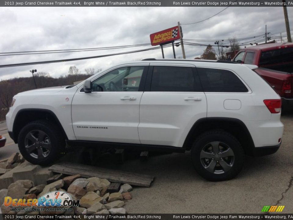 2013 Jeep Grand Cherokee Trailhawk 4x4 Bright White / Trailhawk Black/Red Stitching Photo #2