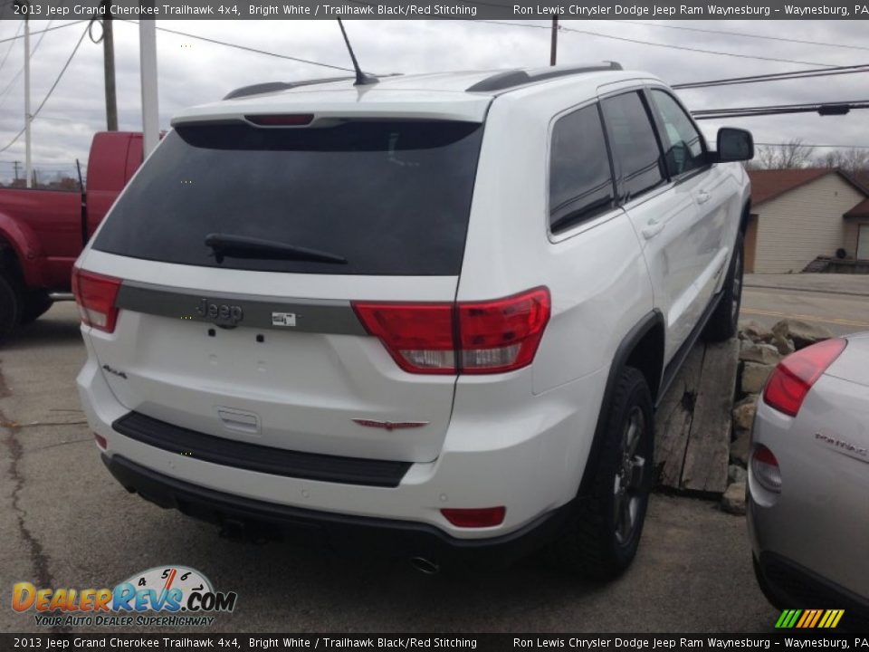 2013 Jeep Grand Cherokee Trailhawk 4x4 Bright White / Trailhawk Black/Red Stitching Photo #5