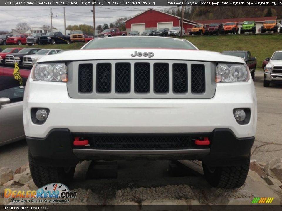 Front tow hooks jeep grand cherokee #2