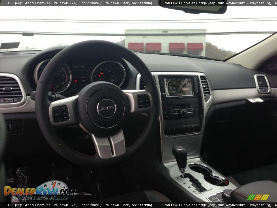 Dashboard of 2013 Jeep Grand Cherokee Trailhawk 4x4 Photo #11