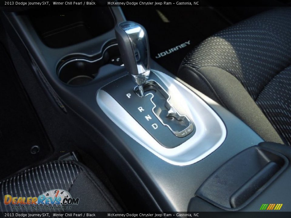 2013 Dodge Journey SXT Shifter Photo #11