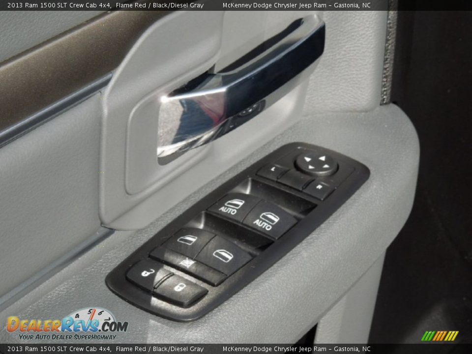 2013 Ram 1500 SLT Crew Cab 4x4 Flame Red / Black/Diesel Gray Photo #11