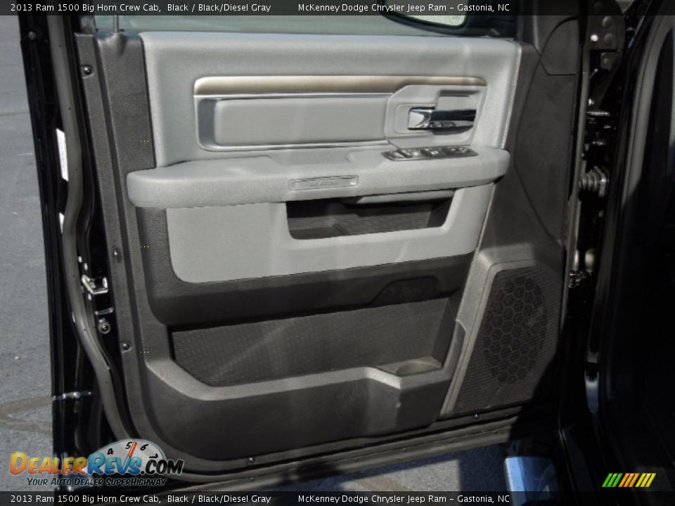 2013 Ram 1500 Big Horn Crew Cab Black / Black/Diesel Gray Photo #10