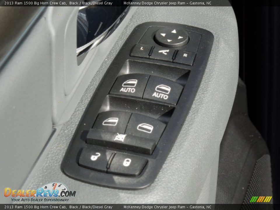 2013 Ram 1500 Big Horn Crew Cab Black / Black/Diesel Gray Photo #11