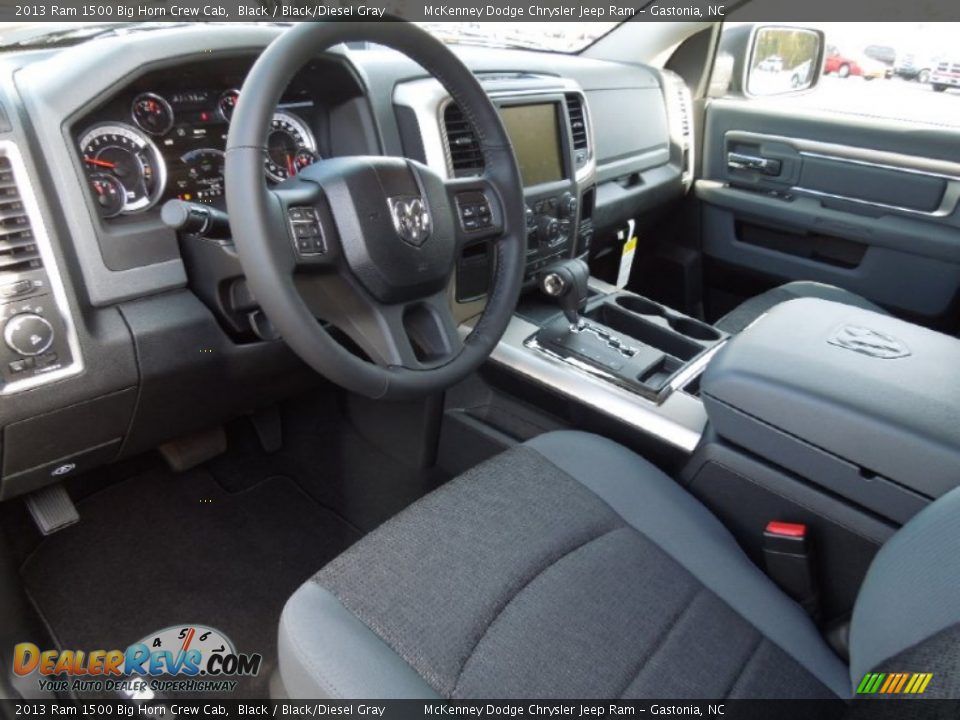 Black/Diesel Gray Interior - 2013 Ram 1500 Big Horn Crew Cab Photo #29