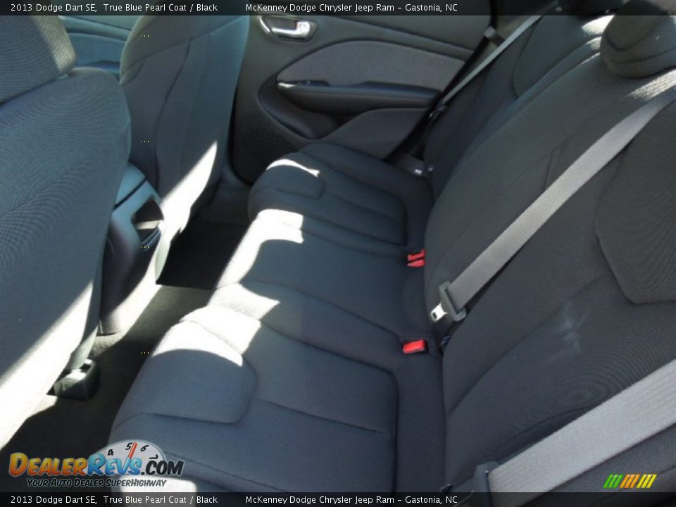 2013 Dodge Dart SE True Blue Pearl Coat / Black Photo #17