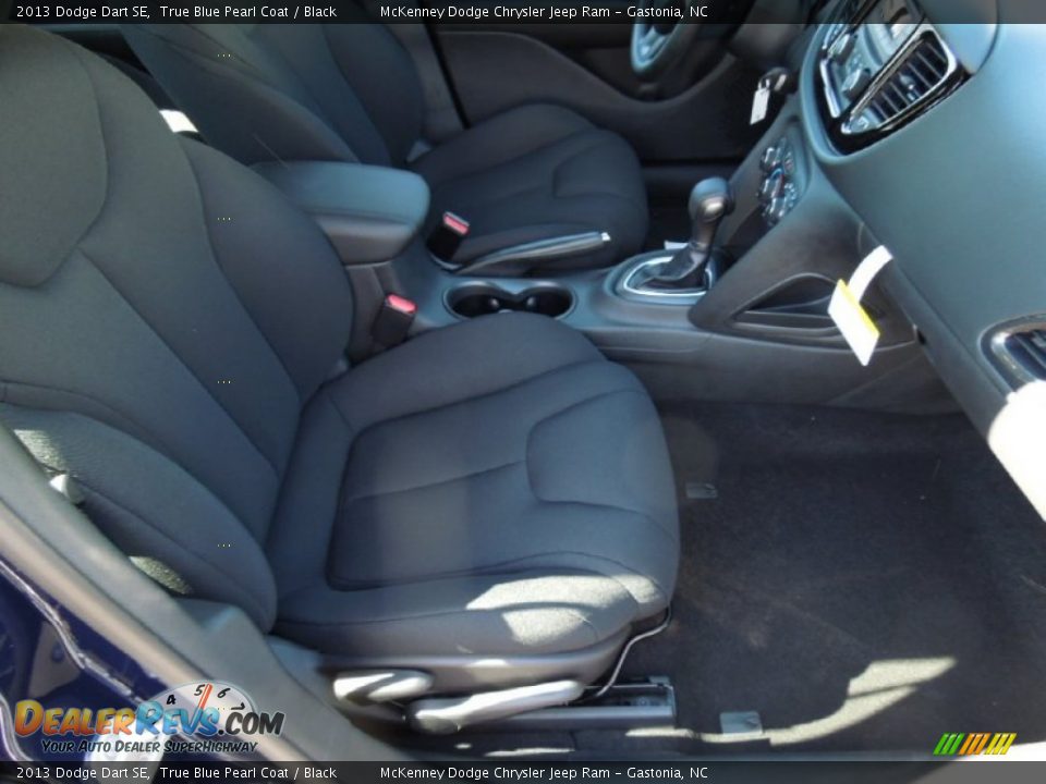 2013 Dodge Dart SE True Blue Pearl Coat / Black Photo #22