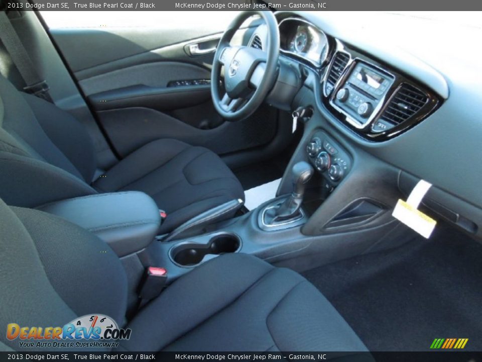 2013 Dodge Dart SE True Blue Pearl Coat / Black Photo #23