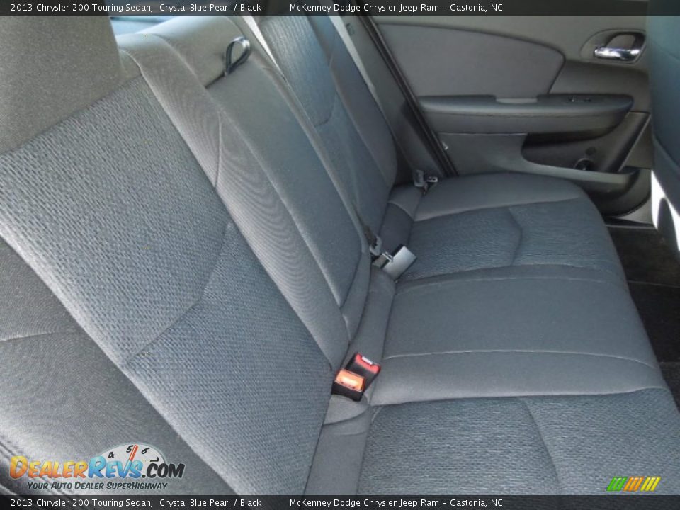 2013 Chrysler 200 Touring Sedan Crystal Blue Pearl / Black Photo #22