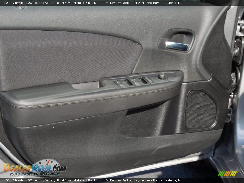 2013 Chrysler 200 Touring Sedan Billet Silver Metallic / Black Photo #10