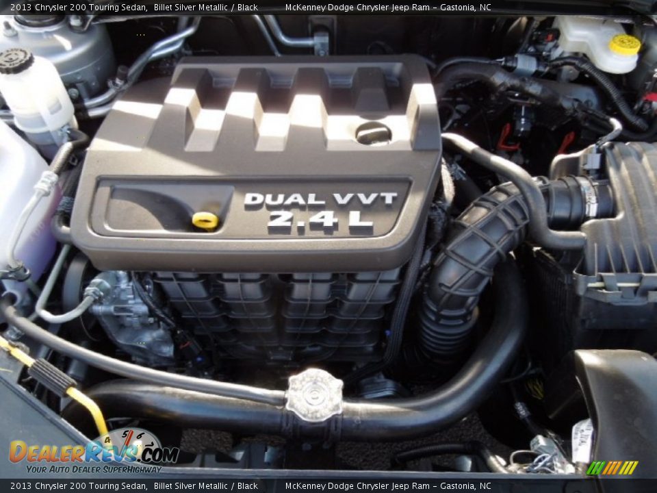 2013 Chrysler 200 Touring Sedan Billet Silver Metallic / Black Photo #26