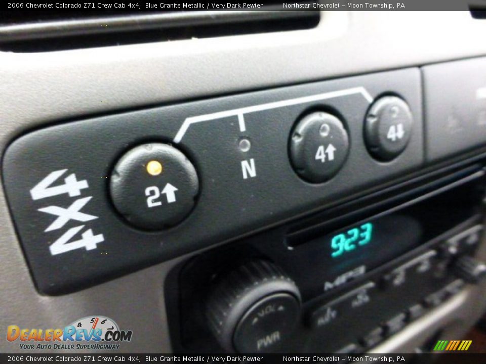 2006 Chevrolet Colorado Z71 Crew Cab 4x4 Blue Granite Metallic / Very Dark Pewter Photo #17