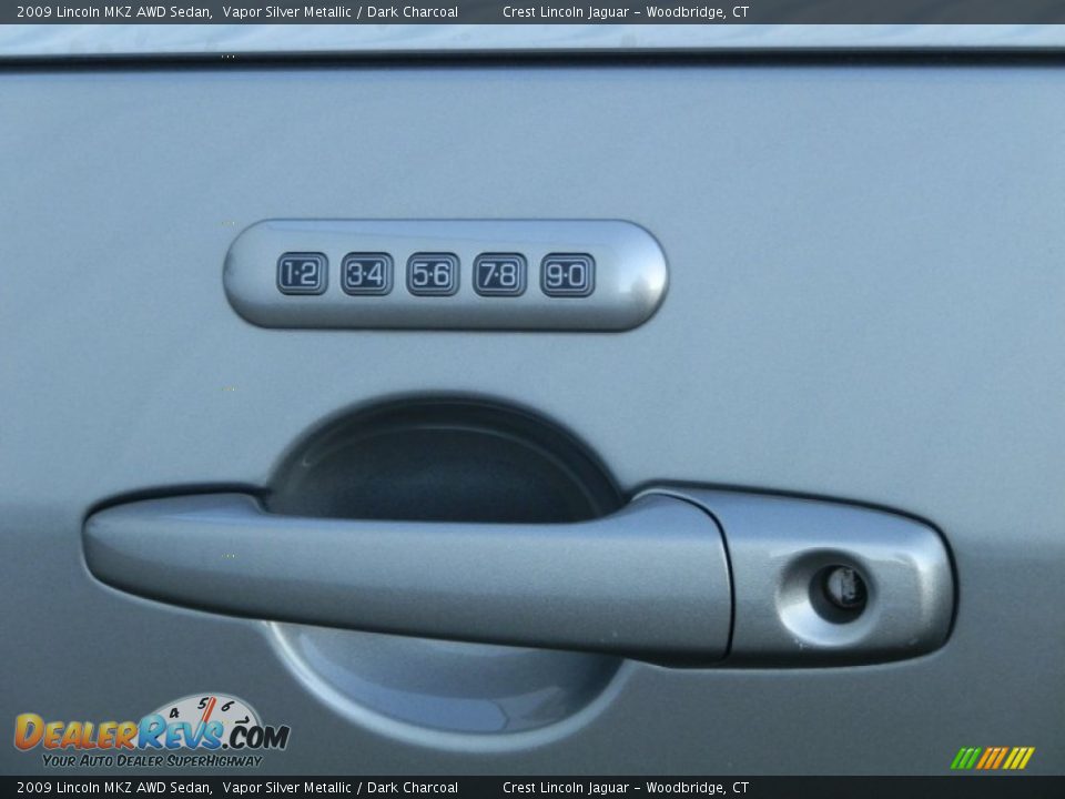2009 Lincoln MKZ AWD Sedan Vapor Silver Metallic / Dark Charcoal Photo #12