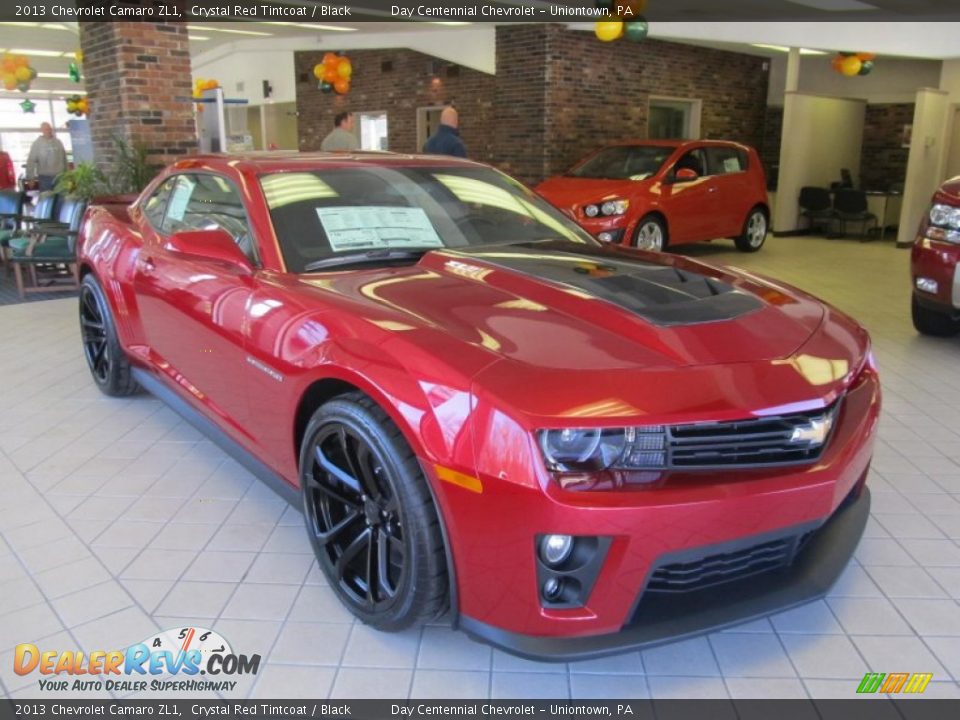 Front 3/4 View of 2013 Chevrolet Camaro ZL1 Photo #1