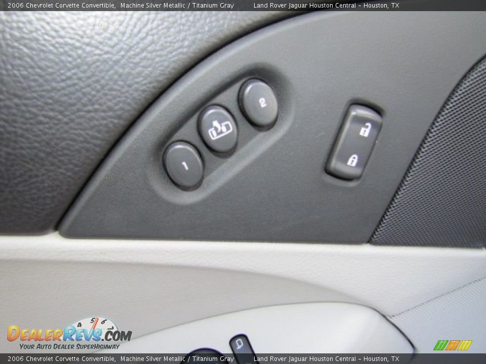 Controls of 2006 Chevrolet Corvette Convertible Photo #21