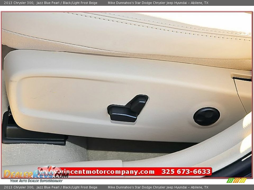 2013 Chrysler 300 Jazz Blue Pearl / Black/Light Frost Beige Photo #12