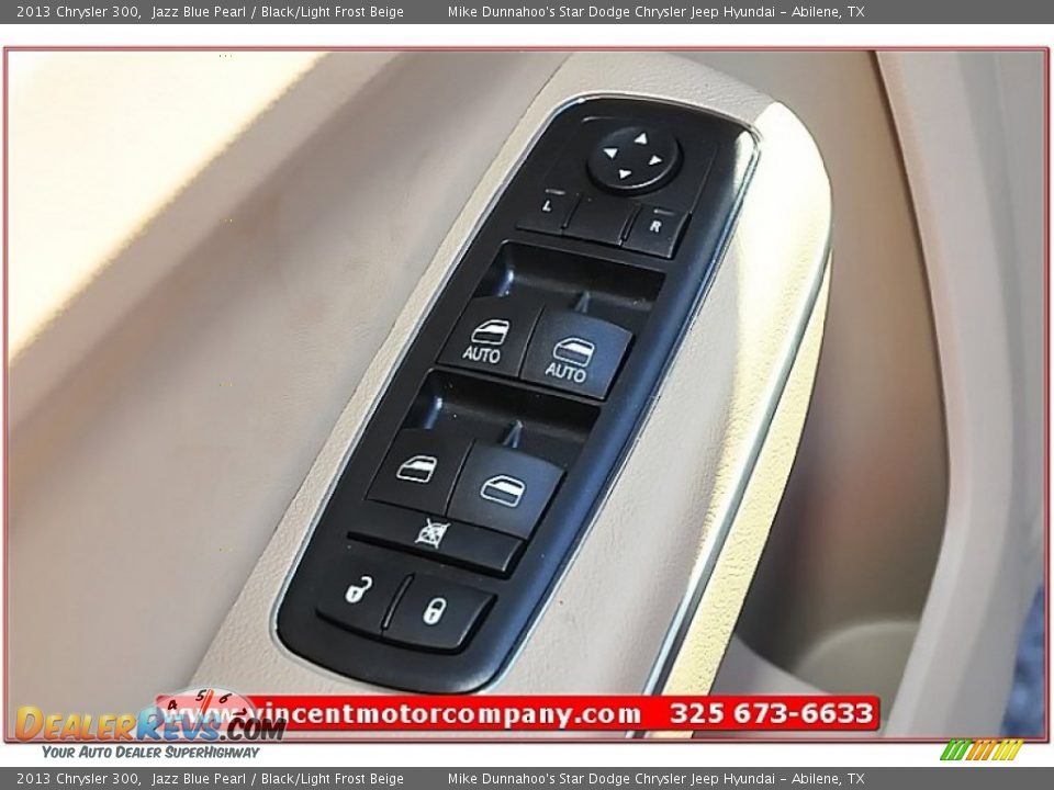 2013 Chrysler 300 Jazz Blue Pearl / Black/Light Frost Beige Photo #13
