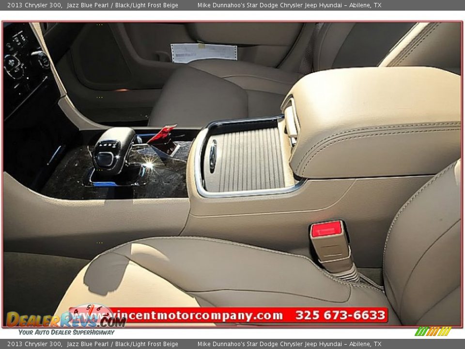 2013 Chrysler 300 Jazz Blue Pearl / Black/Light Frost Beige Photo #16